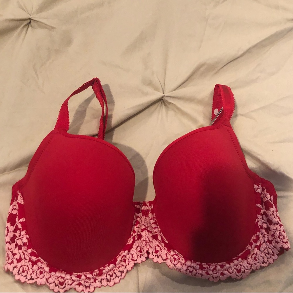 Wacoal red bra